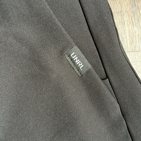 UNRL youth medium apex joggers
New w tags - Picture 2 of 4